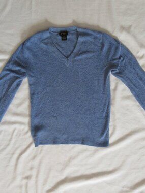 Evie sz M Blue Junior's Sweater